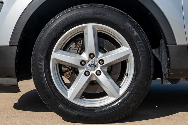 2016 Ford Explorer XLT Silver at Bayway Cadillac Southwest