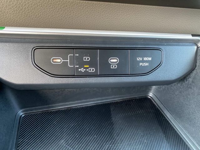Used 2026 Kia Carnival Van