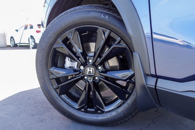 used 2025 Honda CR-V Hybrid car, priced at $40,000