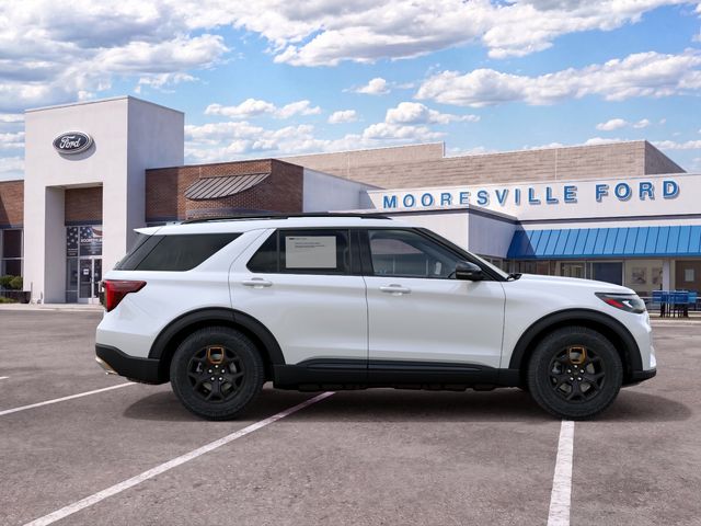 New 2027 White Ford Tremor image 5