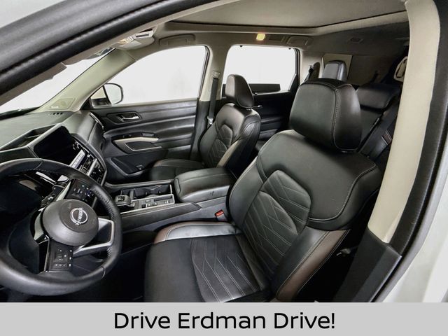 Used 2024 Nissan Pathfinder SUV