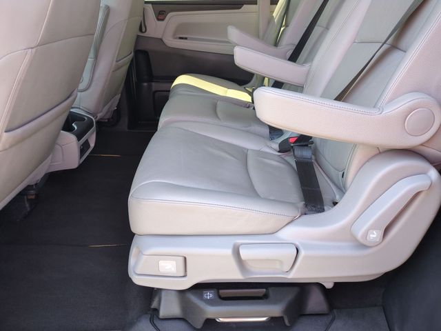 used 2024 Honda Odyssey car, priced at $34,211