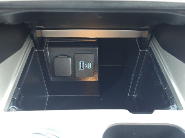 2022 Ford Explorer XLT:168543A