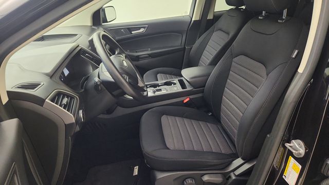 2022 Ford Edge SE Black at Toyota of Victoria