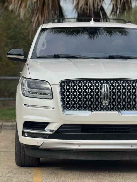 2019 Lincoln Navigator