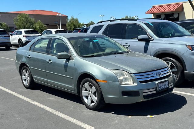 Used 2006  Ford SE image 2