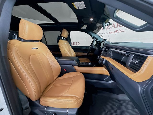 2024 Star White Metallic Tri-Coat Ford Expedition Max Platinum 4X4 SUV