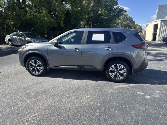 Used 2023 Gray Nissan SV image 8