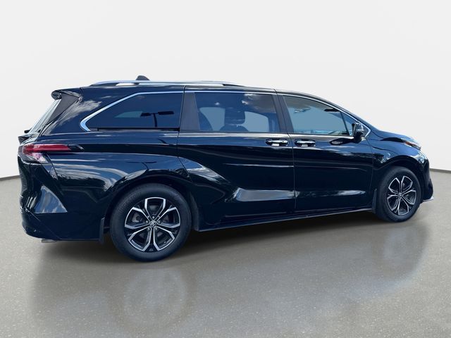 Used 2025 Black Toyota Platinum image 6