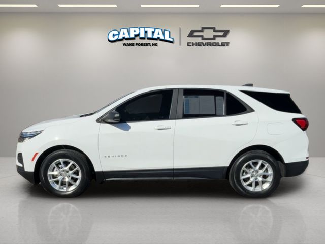 Used 2022 White Chevrolet LS image 2