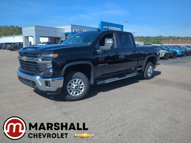 Black 2025 Chevrolet Silverado 2500HD Pickup Truck Four-Wheel Drive Automatic