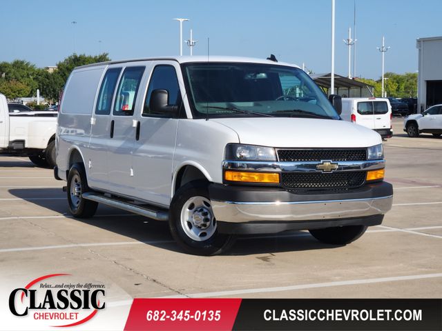 Summit White 2025 Chevrolet Express Cargo Van Rear-Wheel Drive 8-Speed Automatic Overdrive