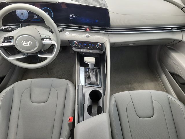 2024 Hyundai Elantra SEL - 8