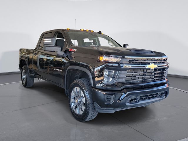 2024 Chevrolet Silverado 2500HD Custom Crew Cab 4WD