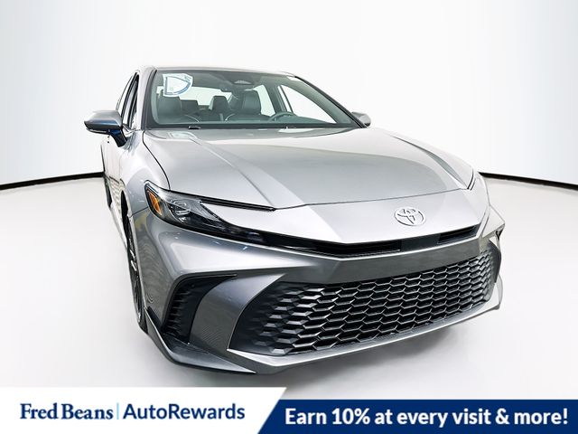 2026 Toyota Camry SE FWD