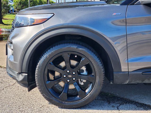 2023 Ford Explorer ST-Line Gray at Toyota of Victoria