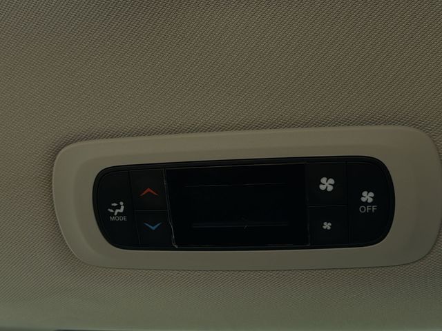 Used 2021 White Chrysler LX image 17