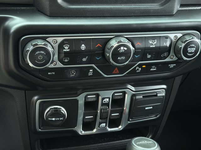Used 2021 Blue Jeep Freedom Edition image 27