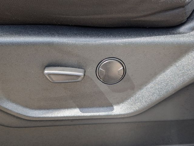 2021 Ford Expedition XLT Black at AutoSavvy Houston Southwest