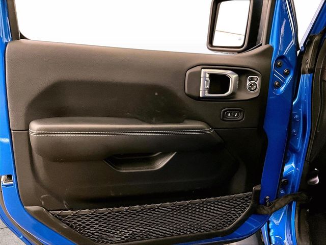 2021 Jeep Gladiator Overland Blue at Auto Express Mitsubishi