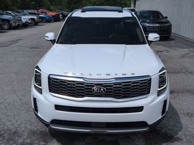 Used 2021 White Kia S image 23