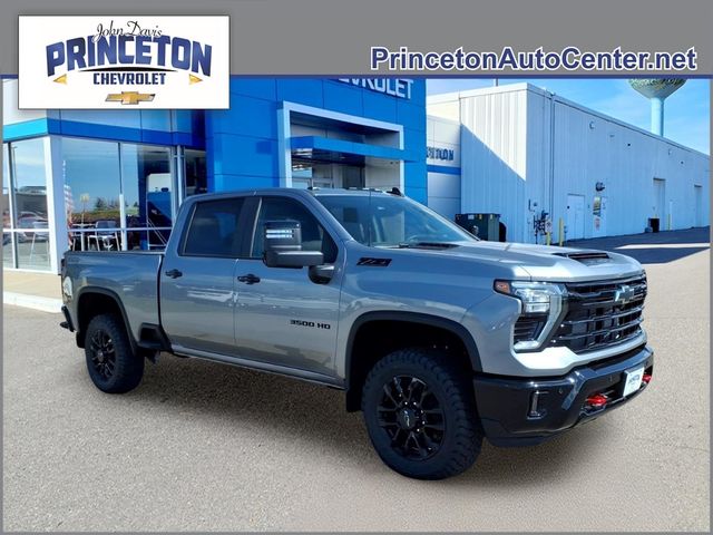 2026 Chevrolet Silverado 3500 LT