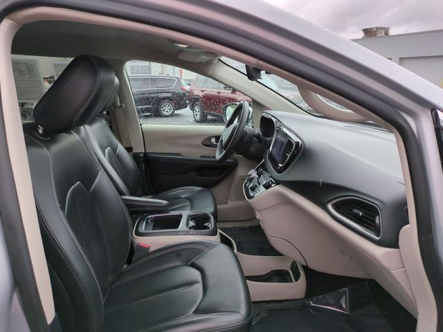 used 2023 Chrysler Pacifica car, priced at $23,790