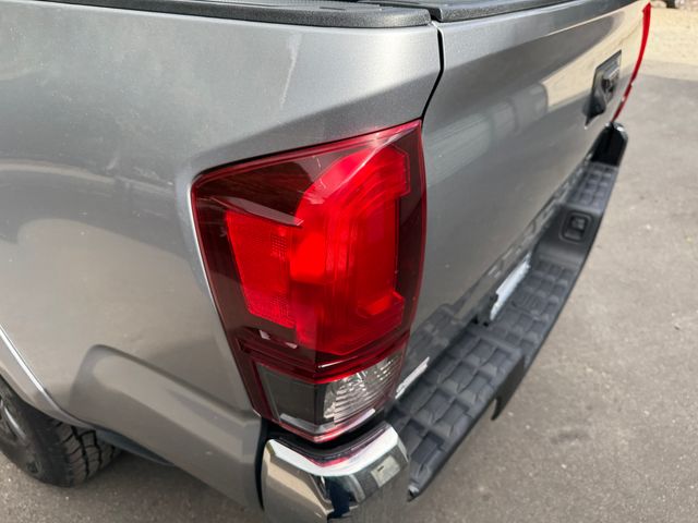 2021 Toyota Tacoma TRD Sport 19