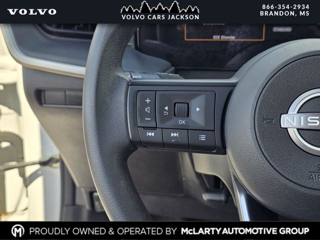 Used 2025 Nissan Kicks SUV