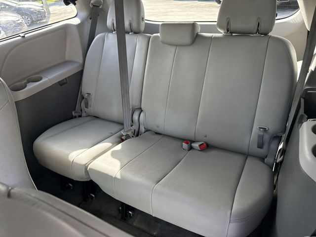 Used 2016 Toyota Sienna Van