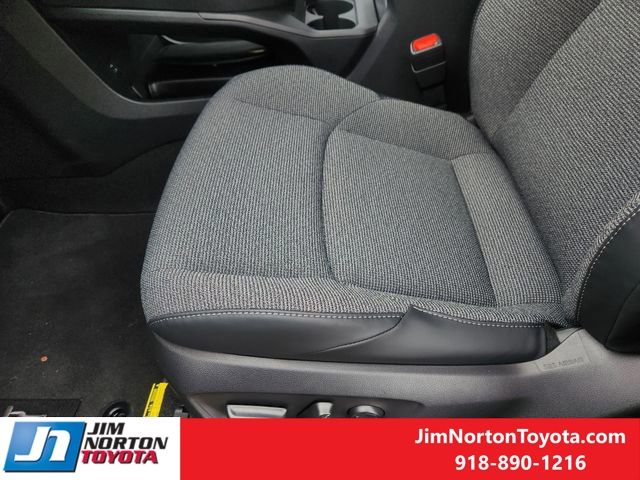 2026 Toyota bZ XLE - Photo 20