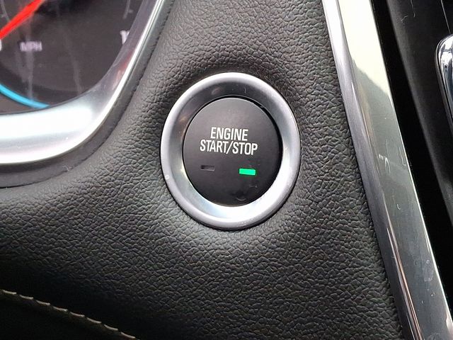 2022 Chevrolet Traverse LT Leather photo
