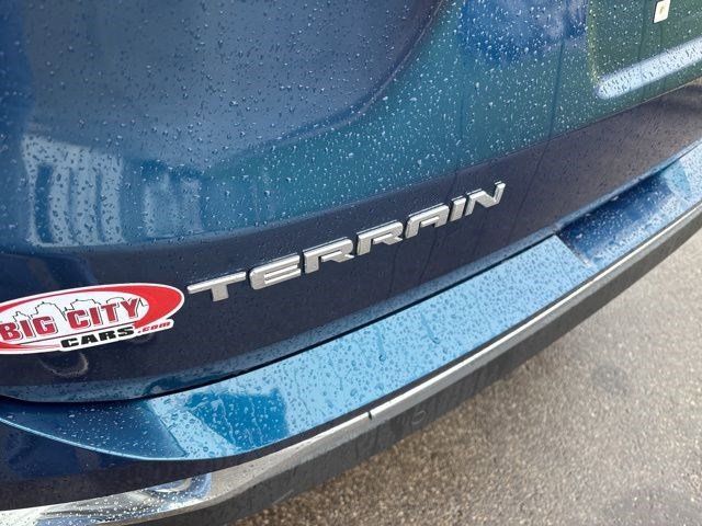 2020 GMC Terrain SLT photo