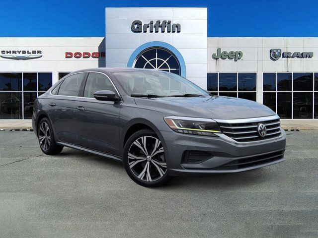 Platinum Gray Metallic 2021 Volkswagen Passat Sedan Front-Wheel Drive 6-Speed Automatic