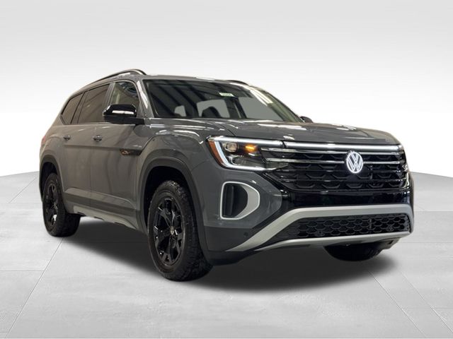 Pure Gray 2026 Volkswagen Atlas SUV / Crossover All-Wheel Drive 8-Speed Automatic