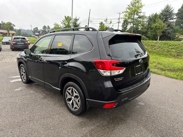 2023 Subaru Forester Premium Black at Rafferty Subaru