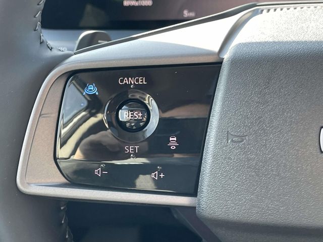 New 2026 White Nissan Platinum image 21