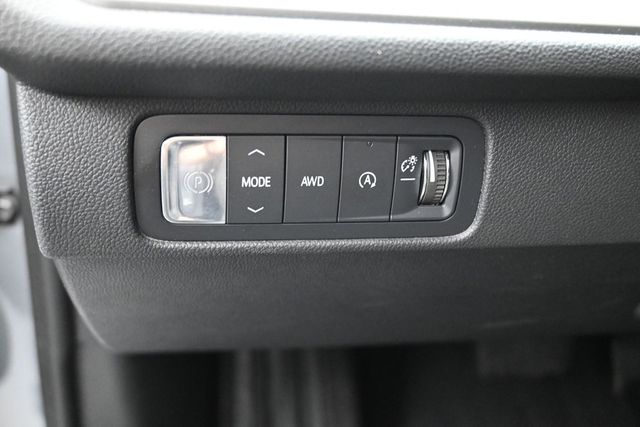 Used 2024 Chevrolet Traverse SUV