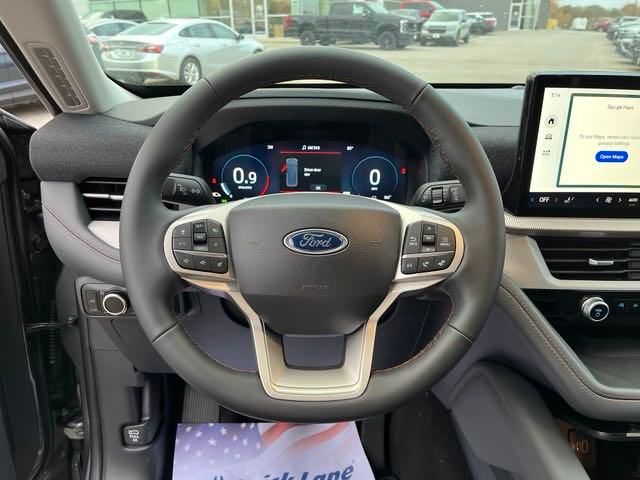 2025 Ford Explorer Active 24