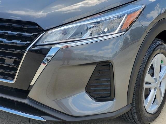 New 2025 Gray Nissan S image 7