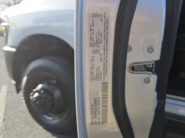 2026 Ram 3500 Tradesman Crew Cab 4x4 8' Box