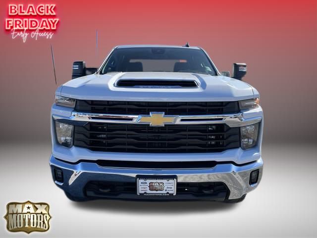 2025 Chevrolet Silverado 3500HD LT 2