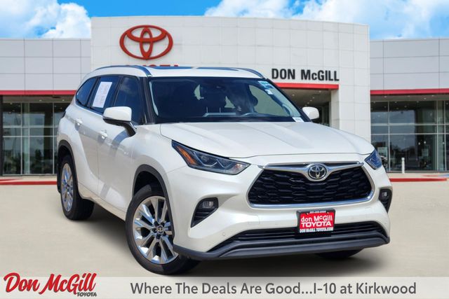 White (Blizzard Pearl) 2021 Toyota Highlander SUV / Crossover Front-Wheel Drive 8-Speed Automatic