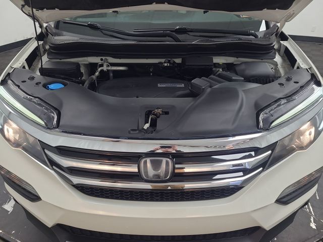 2016 – Honda – Pilot