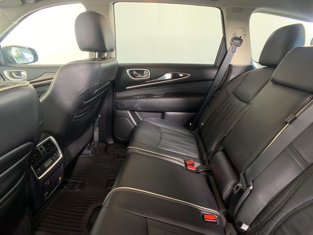 2018 INFINITI QX60 Base 21