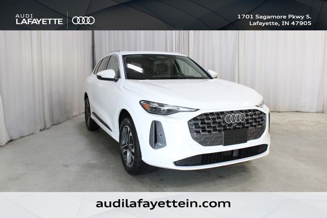 White 2025 Audi Q5 quattro Premium 40 TFSI SUV / Crossover All-Wheel Drive 7-Speed Automatic