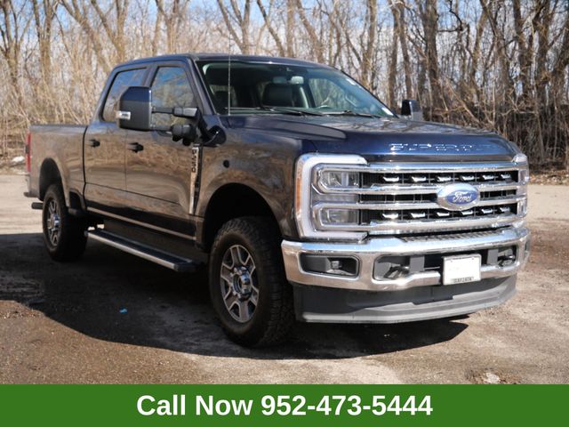 Antimatter Blue Metallic 2023 Ford F-250 Super Duty Lariat Crew Cab 4WD Pickup Truck Four-Wheel Drive Automatic