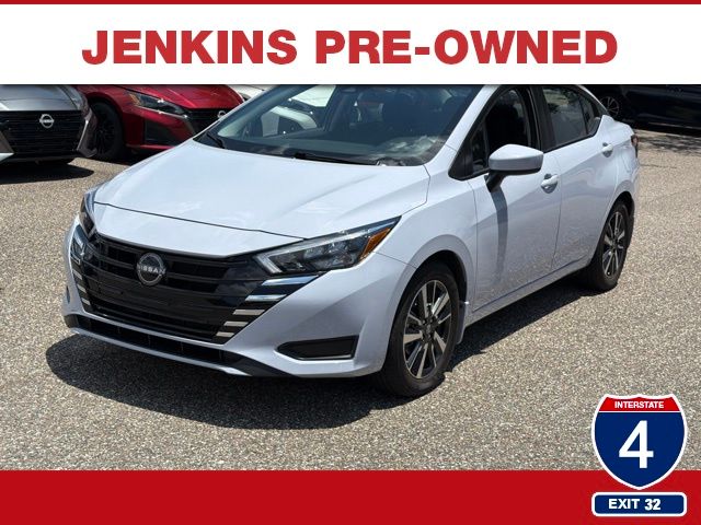 Gray Sky Pearl 2025 Nissan Versa Sedan Front-Wheel Drive Continuously Variable Transmission