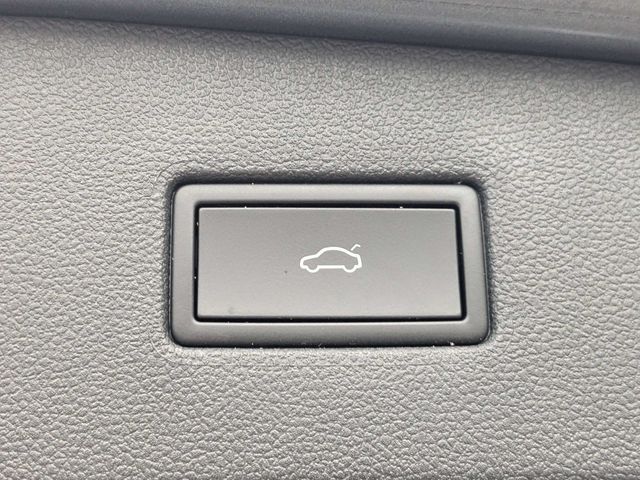 Used 2023 Volkswagen Tiguan SUV