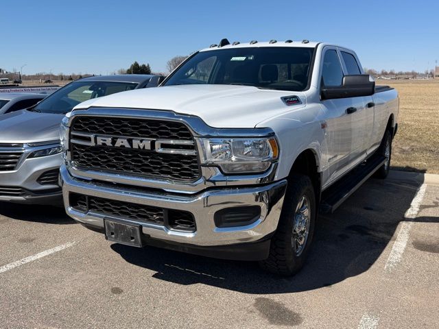 Bright White Clearcoat 2022 RAM 2500 Tradesman Crew Cab LB 4WD Pickup Truck Four-Wheel Drive 8-Speed Automatic